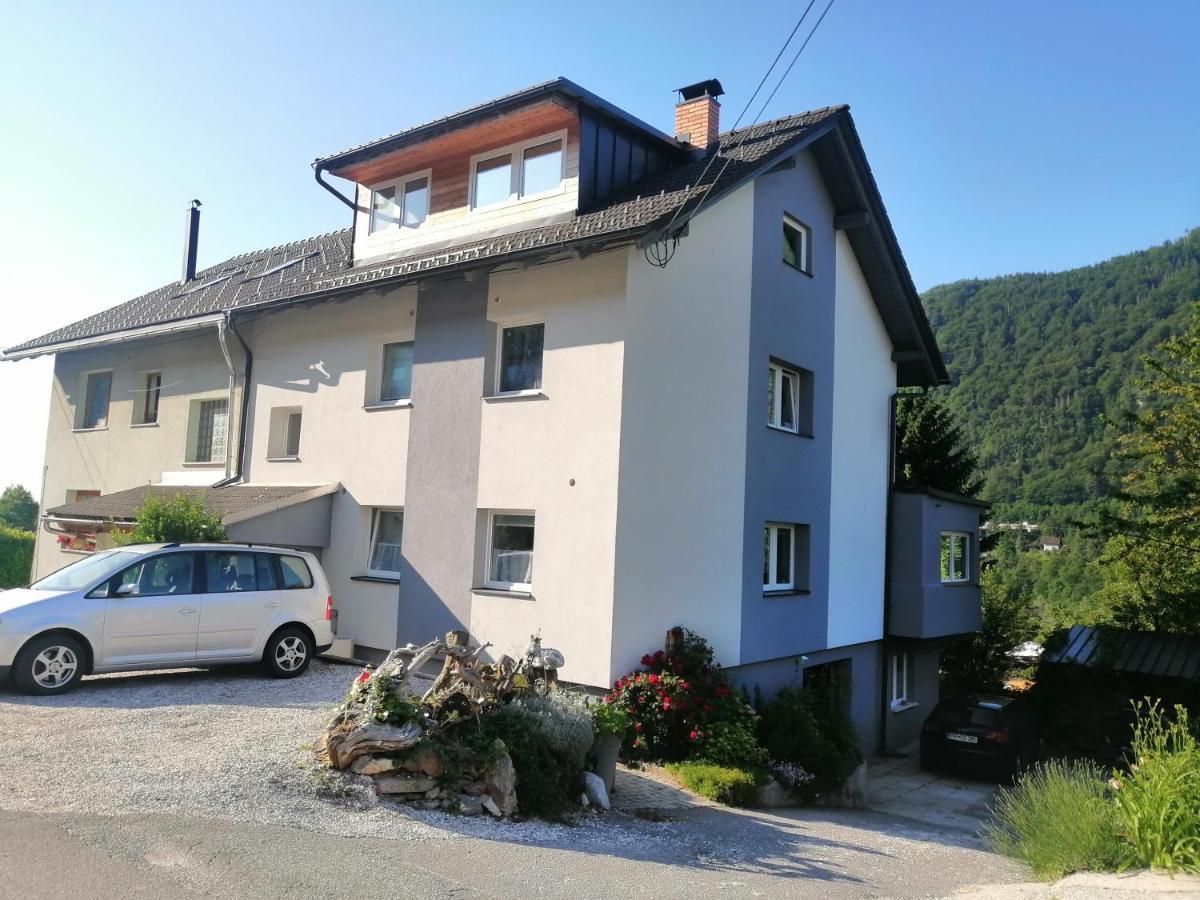 Apartma Zeus Jesenice Chambre photo